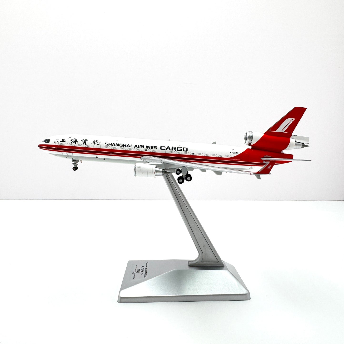 Pre-Order YY Wings 1:400 Shanghai Airlines McDonnell Douglas MD-11F B-2177 Interactive YY1108C
