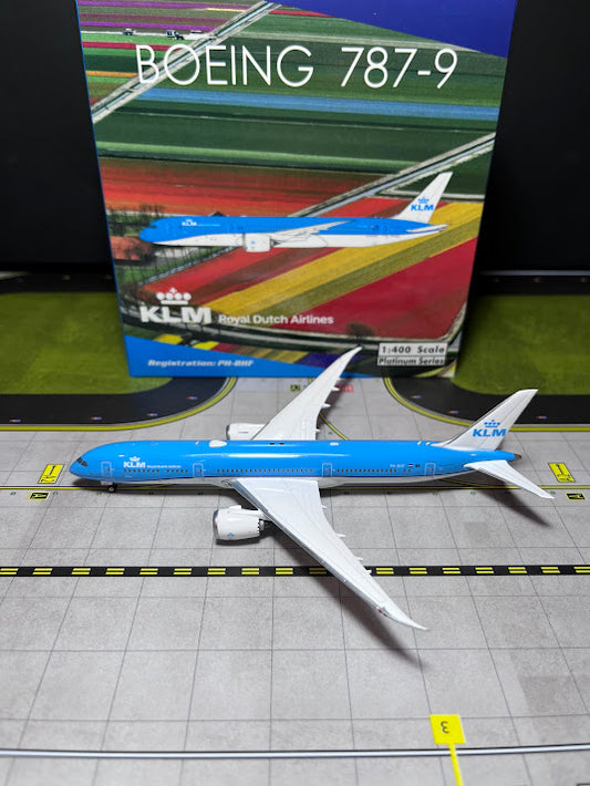 Phoenix Models 1:400 KLM Boeing 787-9 PH-BHF 12004