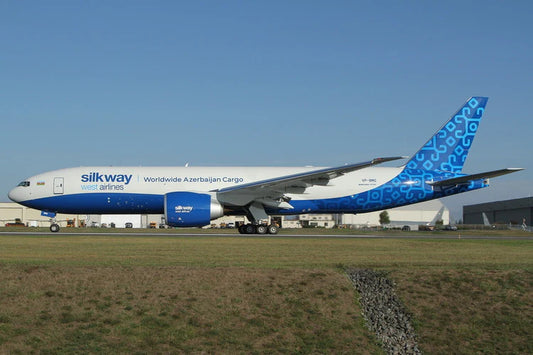 Pre-Order Phoenix Models 1:400 Silk Way West Airlines Boeing 777-200F VP-BMG 12038