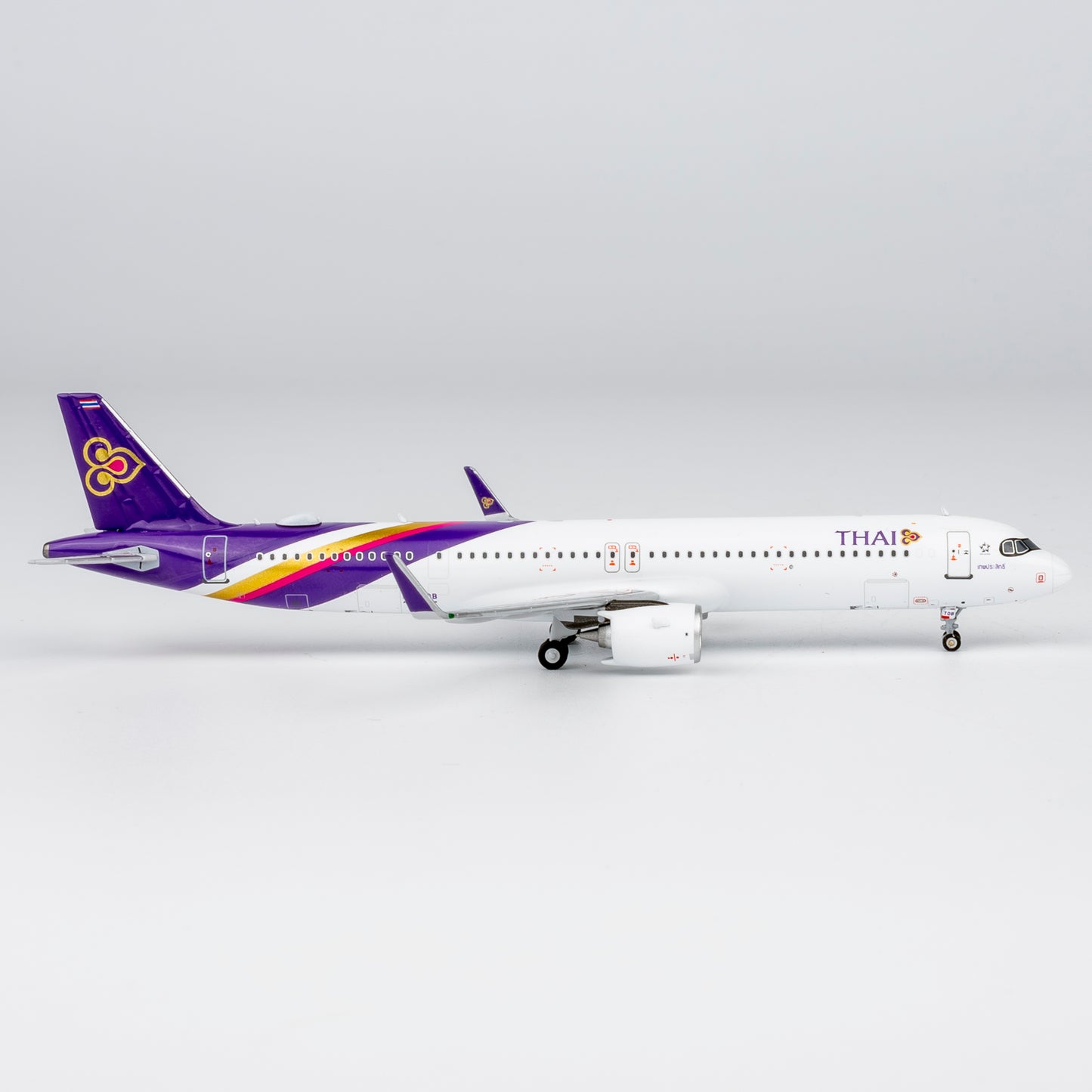 NG Models 1:400 Thai Airways Airbus A321neo HS-TOB 13150