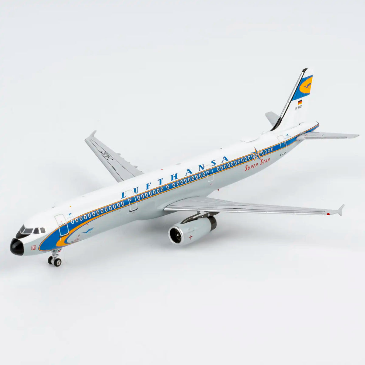 NG Models 1:400 Lufthansa Airbus A321 D-AISZ "Super Star Heritage" 13160