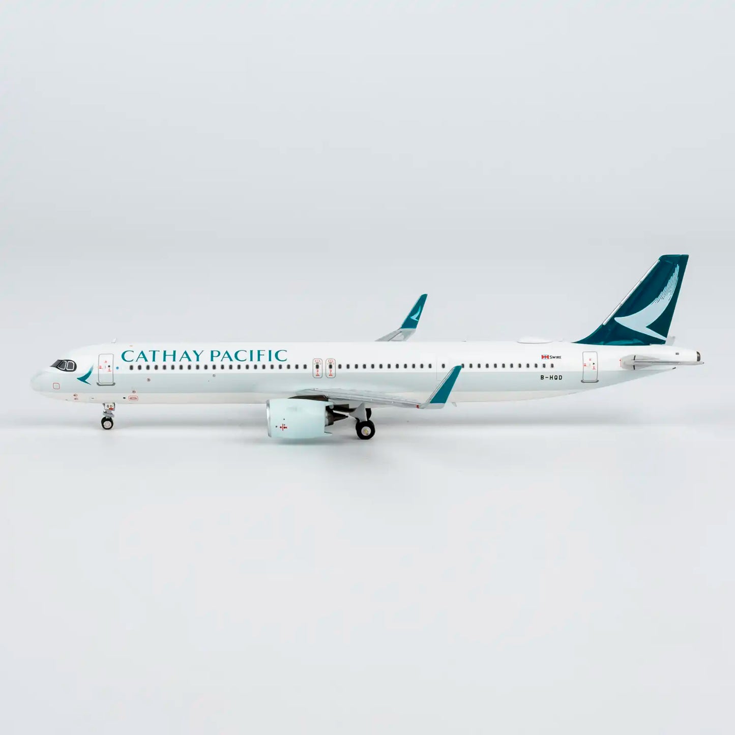 NG Models 1:400 Cathay Pacific Airbus A321neo B-HQD "Larger Titles" 13165