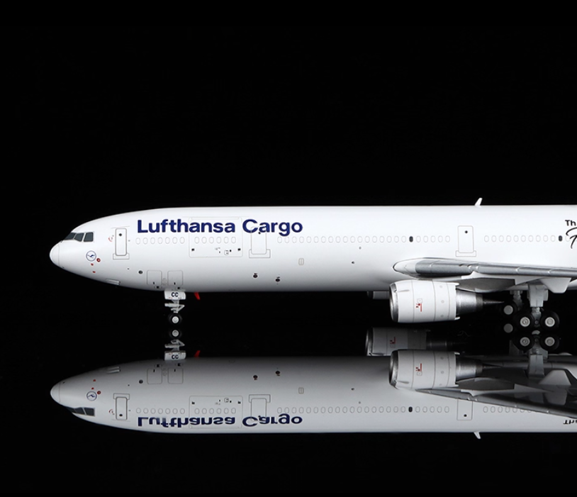 YY Wings 1:400 Lufhansa Cargo McDonnell Douglas MD-11F D-ALCC "Farewell"