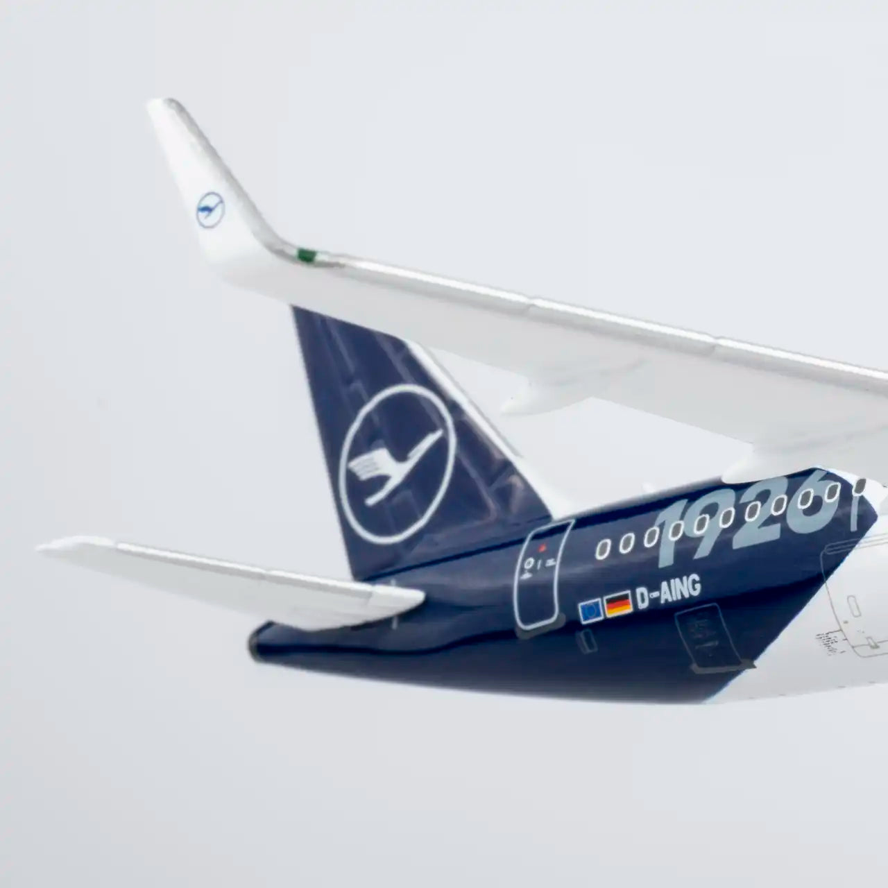 NG Models 1:400 Lufthansa Airbus A320neo F-AING "100th Anniversary" 15072
