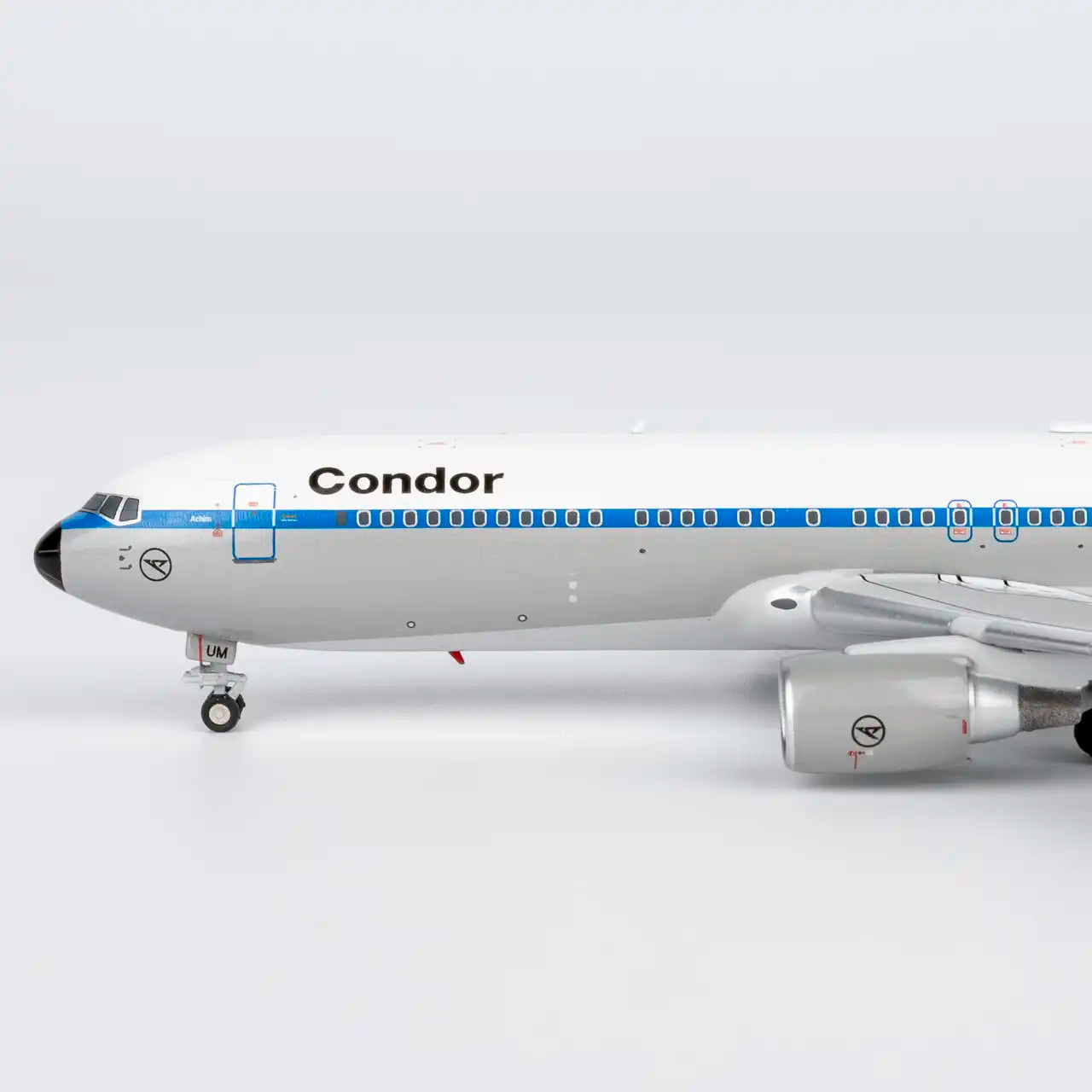 NG Models 1:400 Condor Boeing 767-300ER D-ABUM "retro" 17008