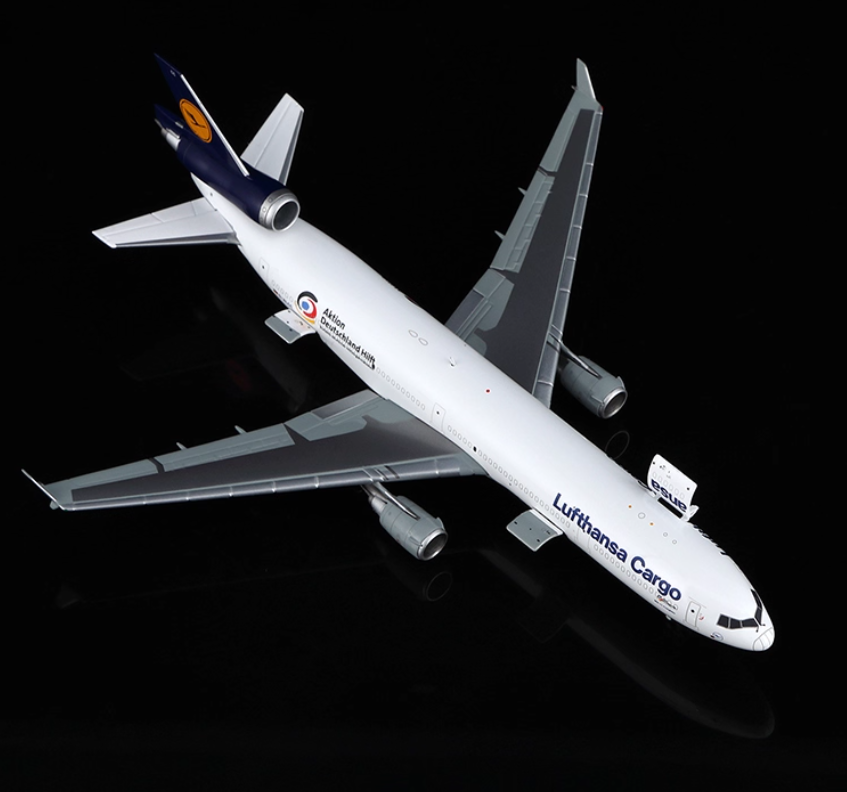 YY Wings 1:400 Lufthansa Cargo McDonnell Douglas MD-11F D-ALCC "Aktion Deutschland Hilft"