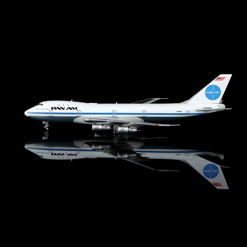 HX Models 1:400 Pan Am Boeing 747-100 N749PA "Clipper Dashing Wave"