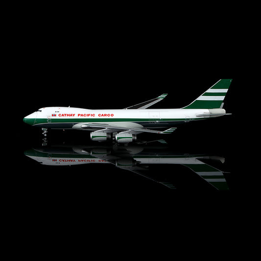 YY Wings 1:400 Cathay Pacific Boeing 747-400F VR-HUH YY74421
