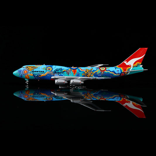 HX Models 1:400 Qantas Airways Boeing 747-300 VH-EBU "Nalanji Dreaming" B606501