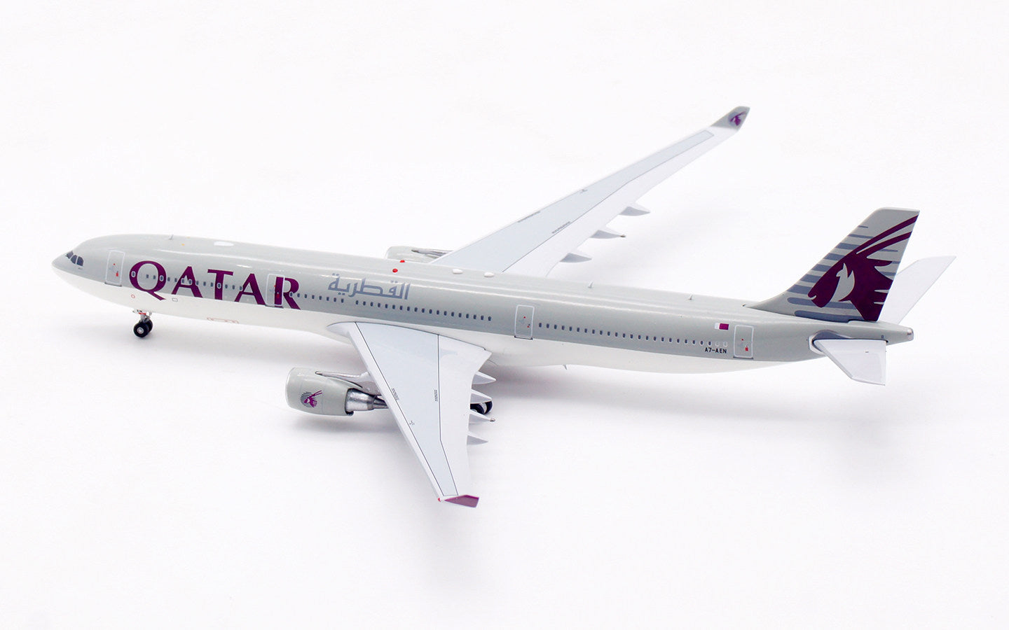 Aviation400 Qatar Airways Airbus A330-300 A7-AEN AV4355