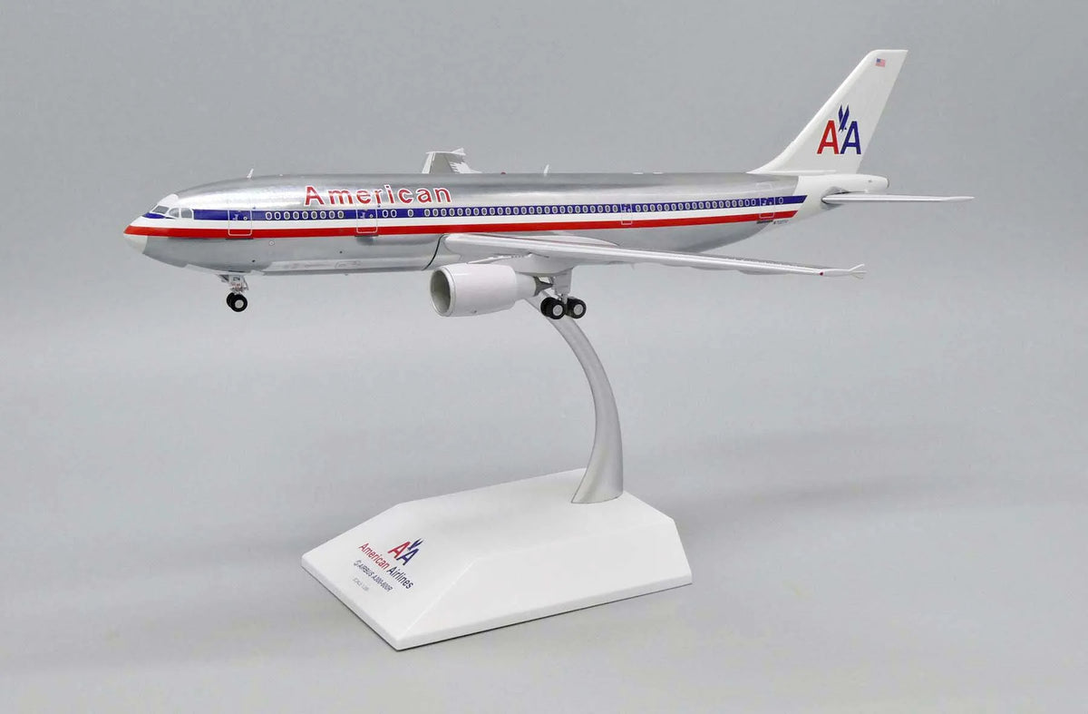 JC Wings 1:200 American Airlines Airbus A300-600R N70074 XX20013