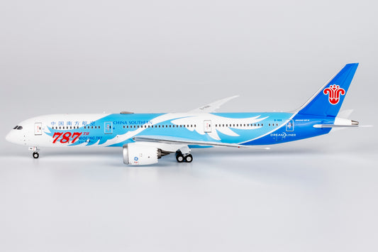 NG Models 1:400 China Southern Boeing 787-9 "787th 787" B-1168 24063