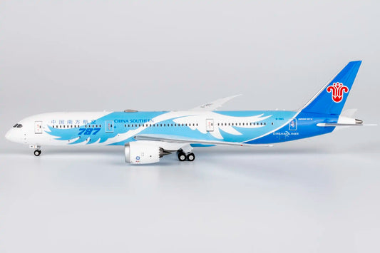 NG Models 1:400 China Southern Airlines Boeing 787-9 B-20EL 24179