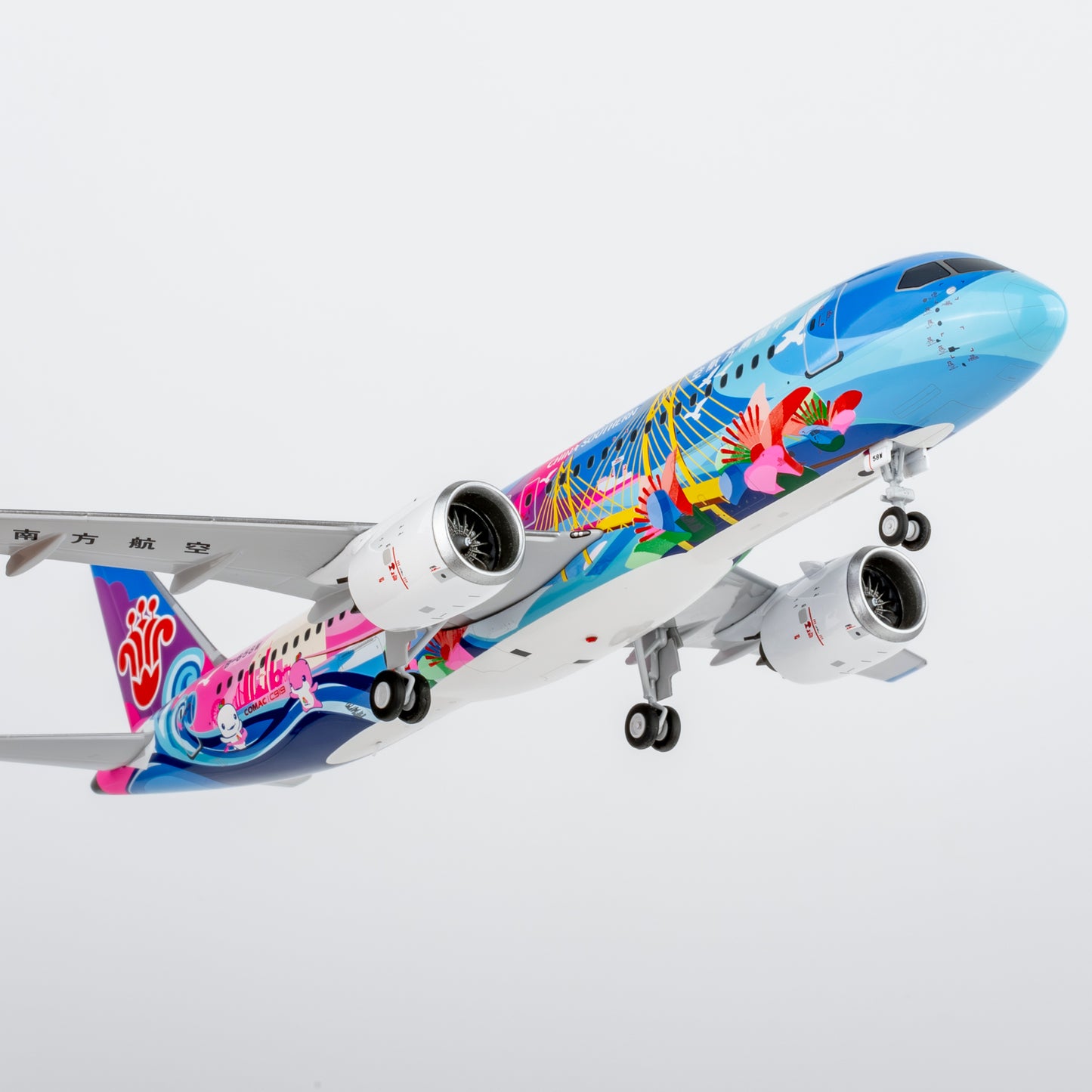 NG Models 1:200 China Southern Airlines COMAC C919 B-658W "Grand Beauty Bay Area" 24197