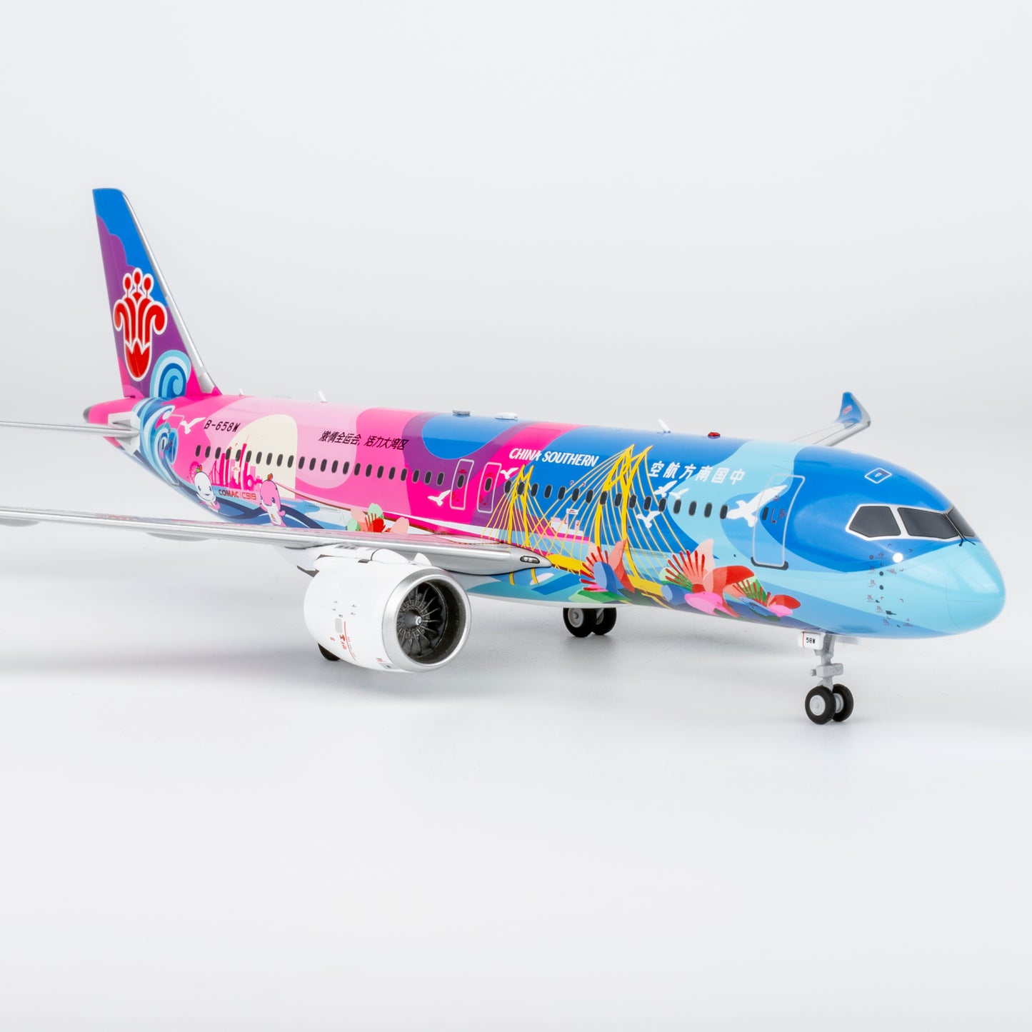NG Models 1:200 China Southern Airlines COMAC C919 B-658W "Grand Beauty Bay Area" 24197