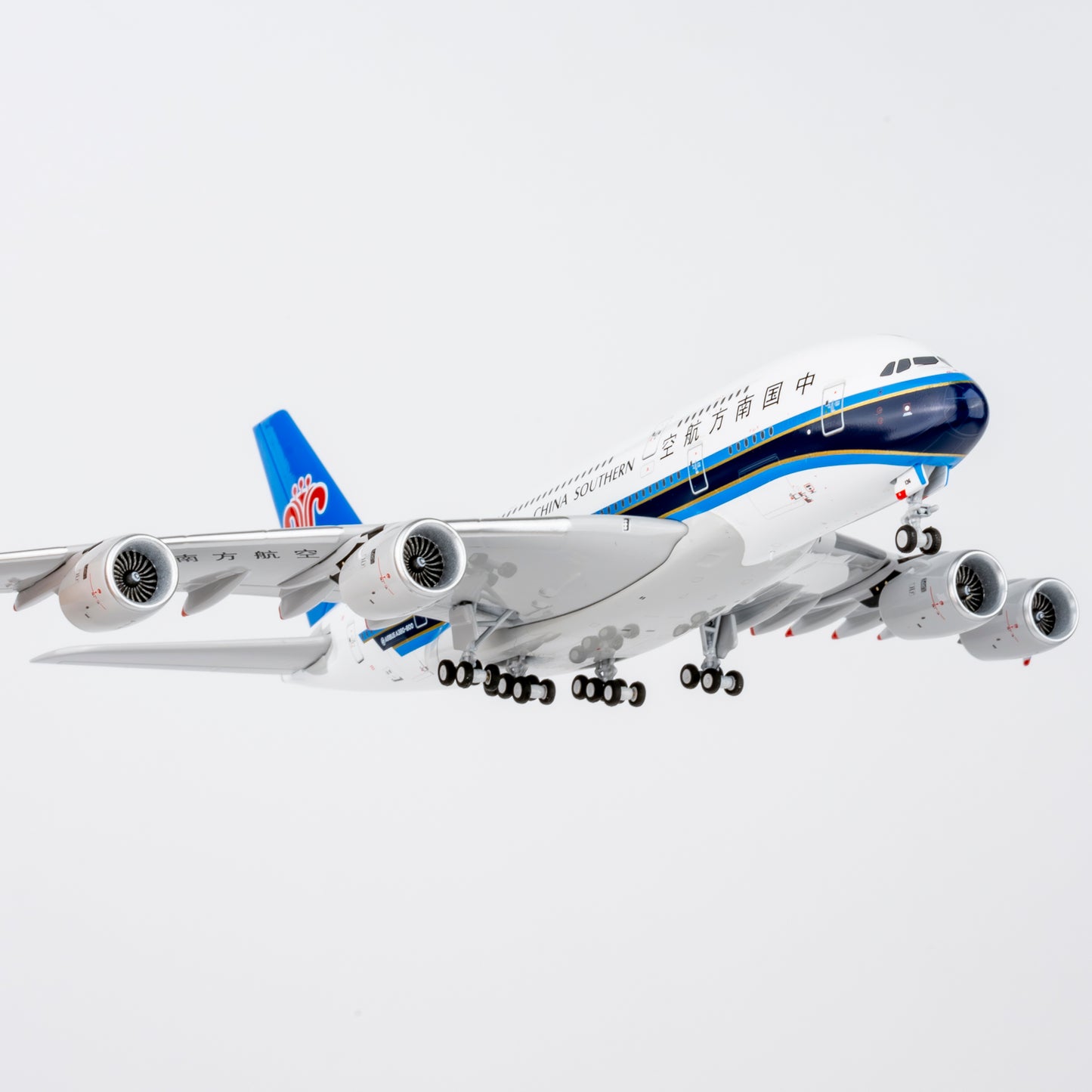 NG ULTIMATE 1:400 China Southern Airbus A380 B-6136 "First A380 for China" 24625
