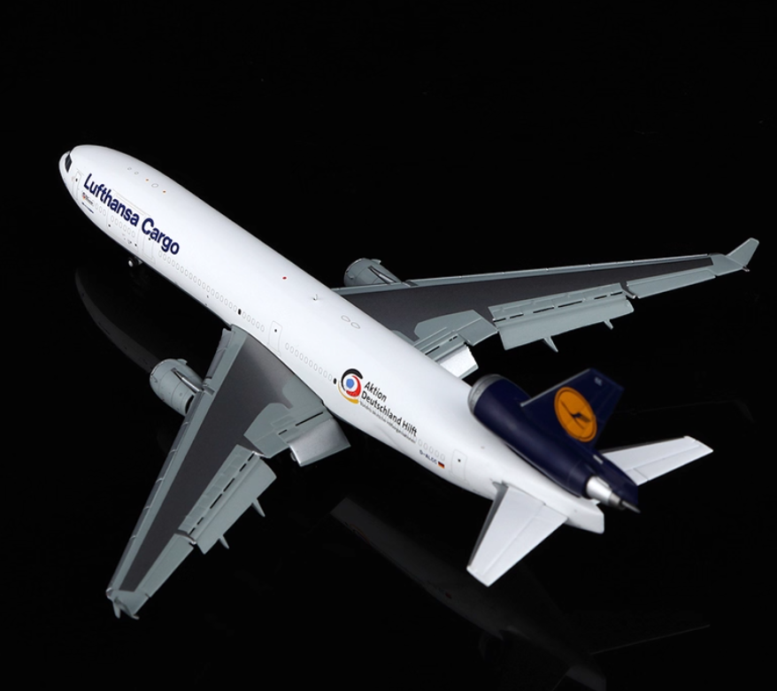 YY Wings 1:400 Lufthansa Cargo McDonnell Douglas MD-11F D-ALCC "Aktion Deutschland Hilft"