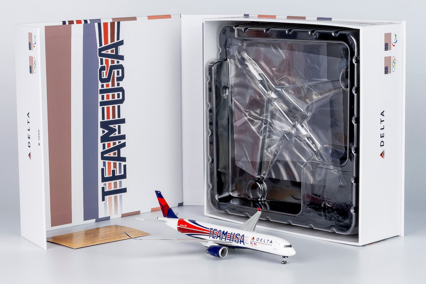 NG Models ULTIMATE 1:400 Delta Air Lines Airbus A350-900 "Team USA" N521DN NG 39082