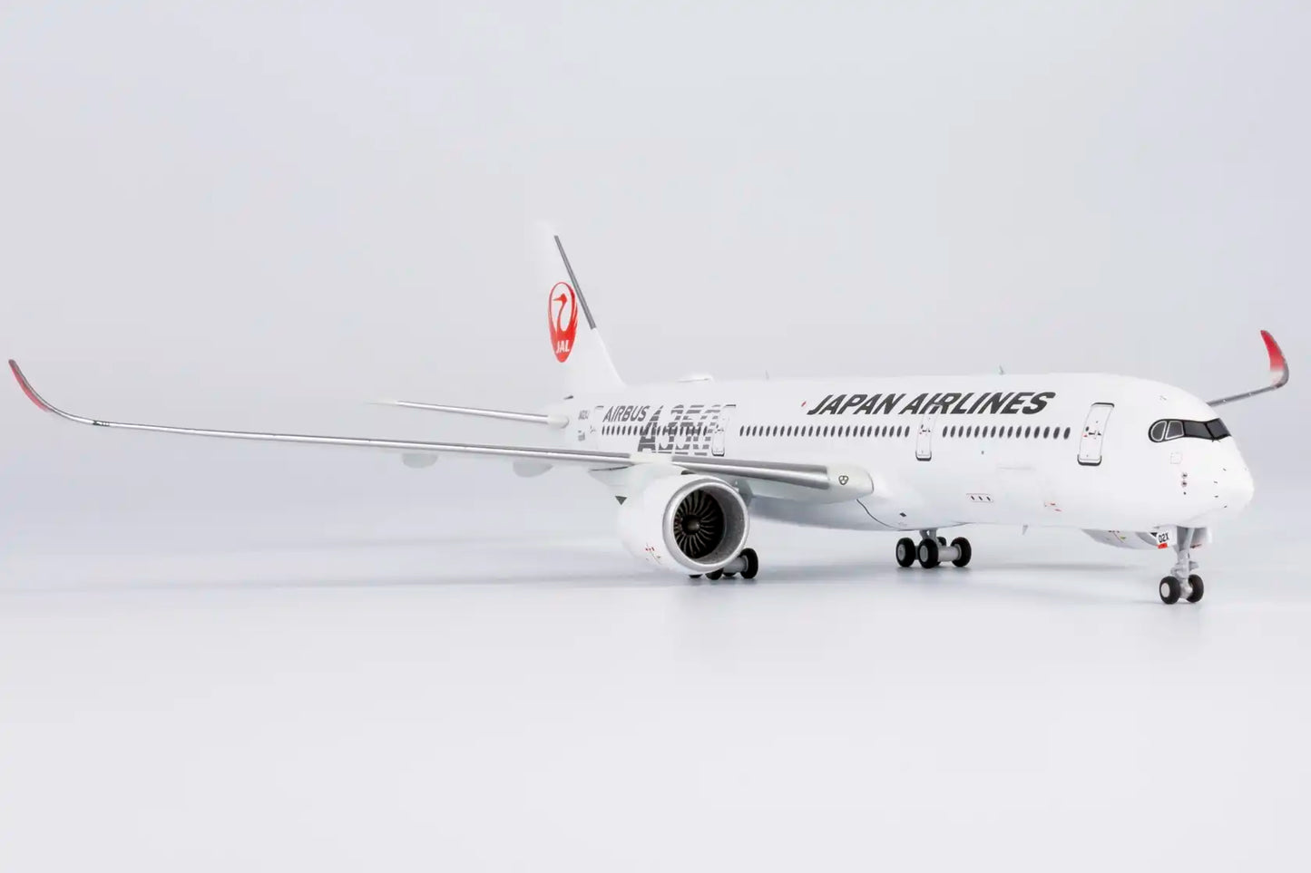 NG Models 1:400 JAL Airbus A350-900 JA02XJ "Silver A350 Titles" 39096