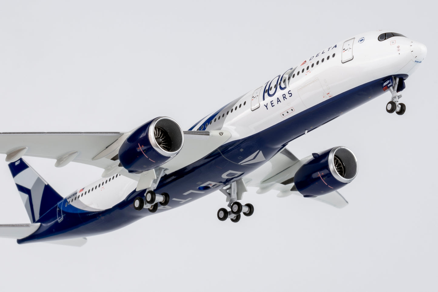 NG Models 1:400 Delta Air Lines Airbus A350-900 "100 Years" N527DN NG 39106