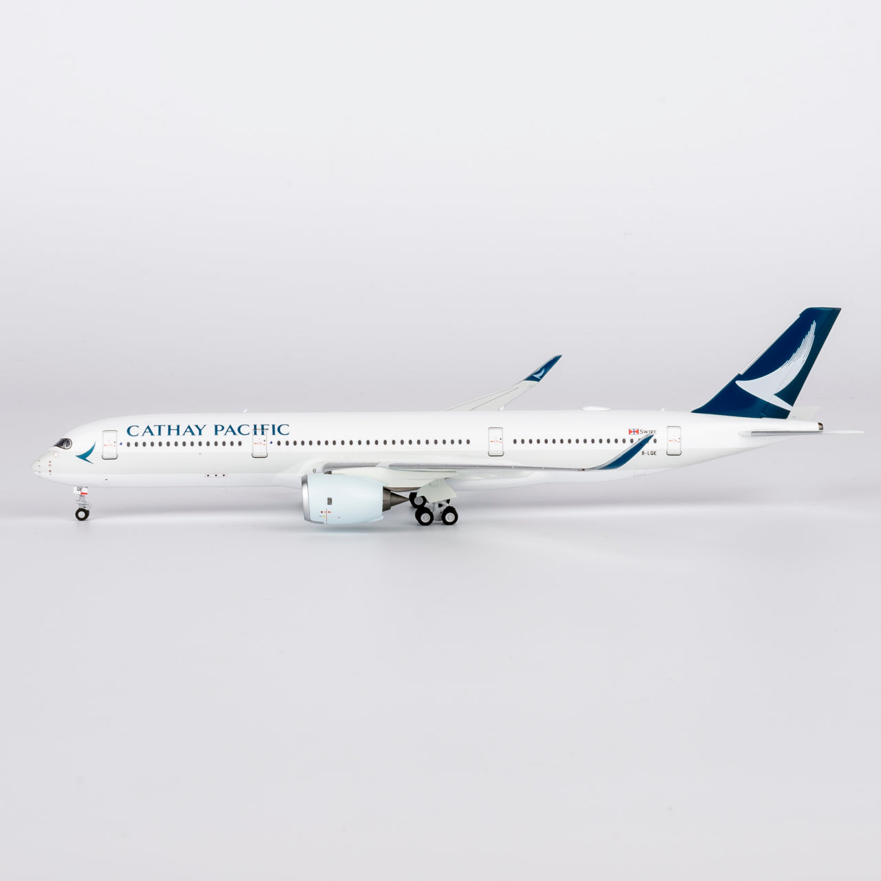 NG Models 1:400 Cathay Pacific Airbus A350-900 B-LQE 39110
