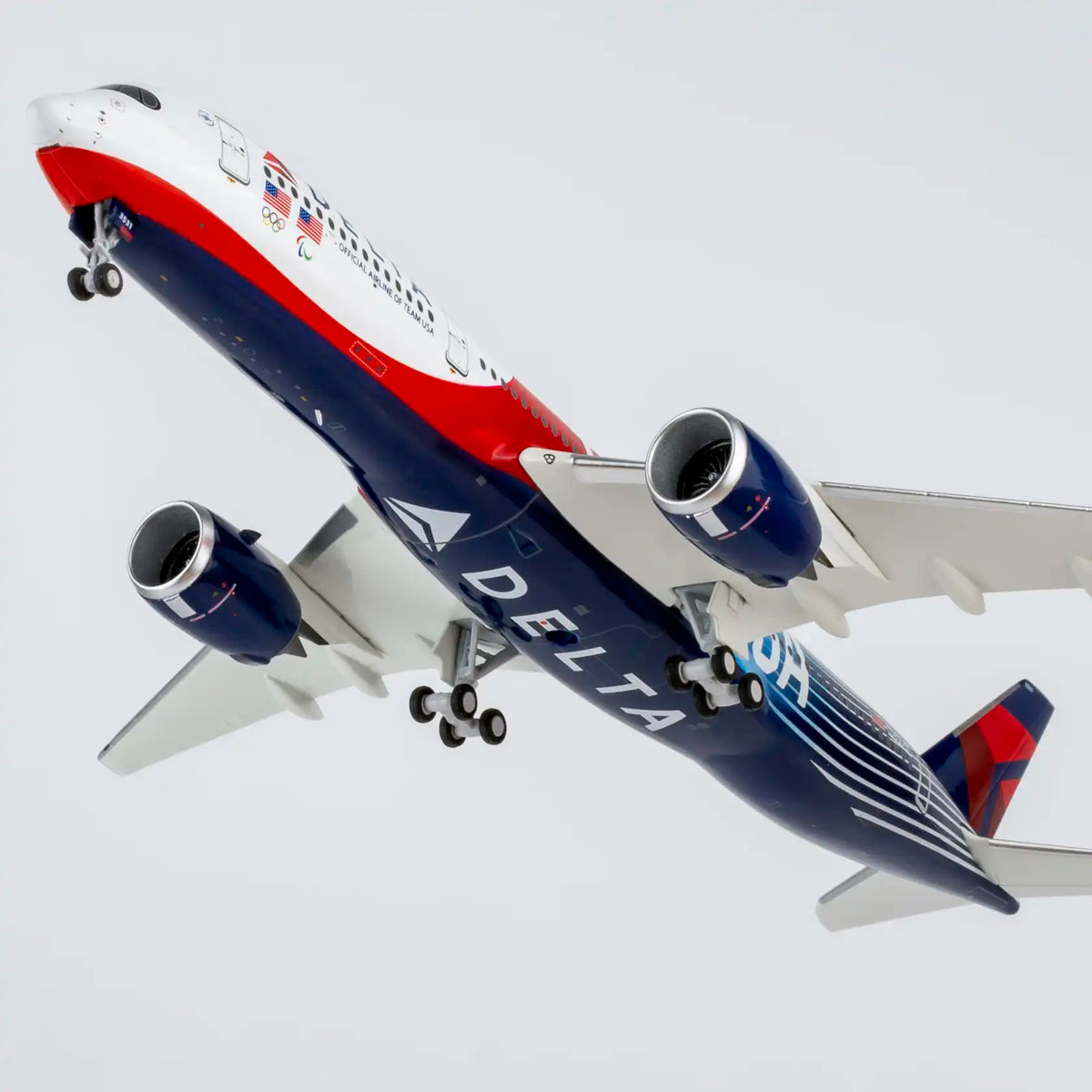NG Models 1:400 Delta Air Lines Airbus A350-900 N531DN "Team USA" 39124