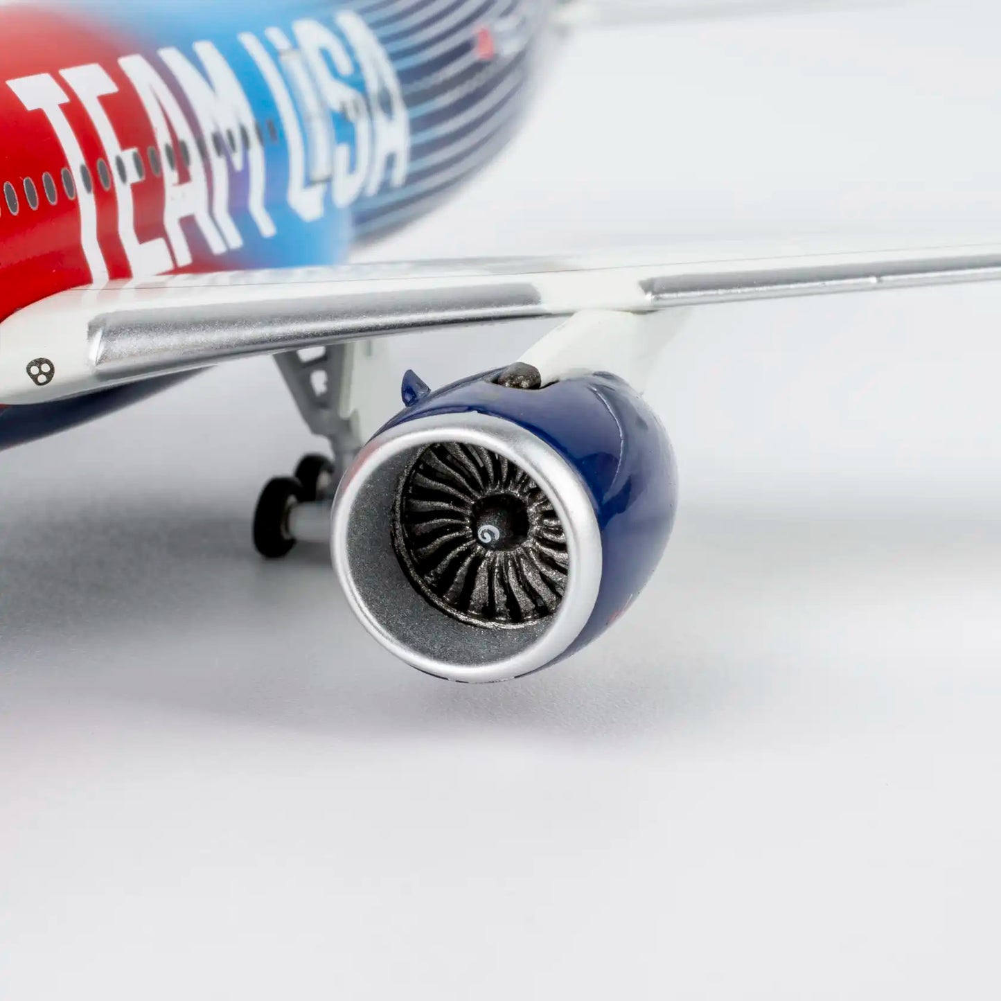 NG Models 1:400 Delta Air Lines Airbus A350-900 N531DN "Team USA" 39124