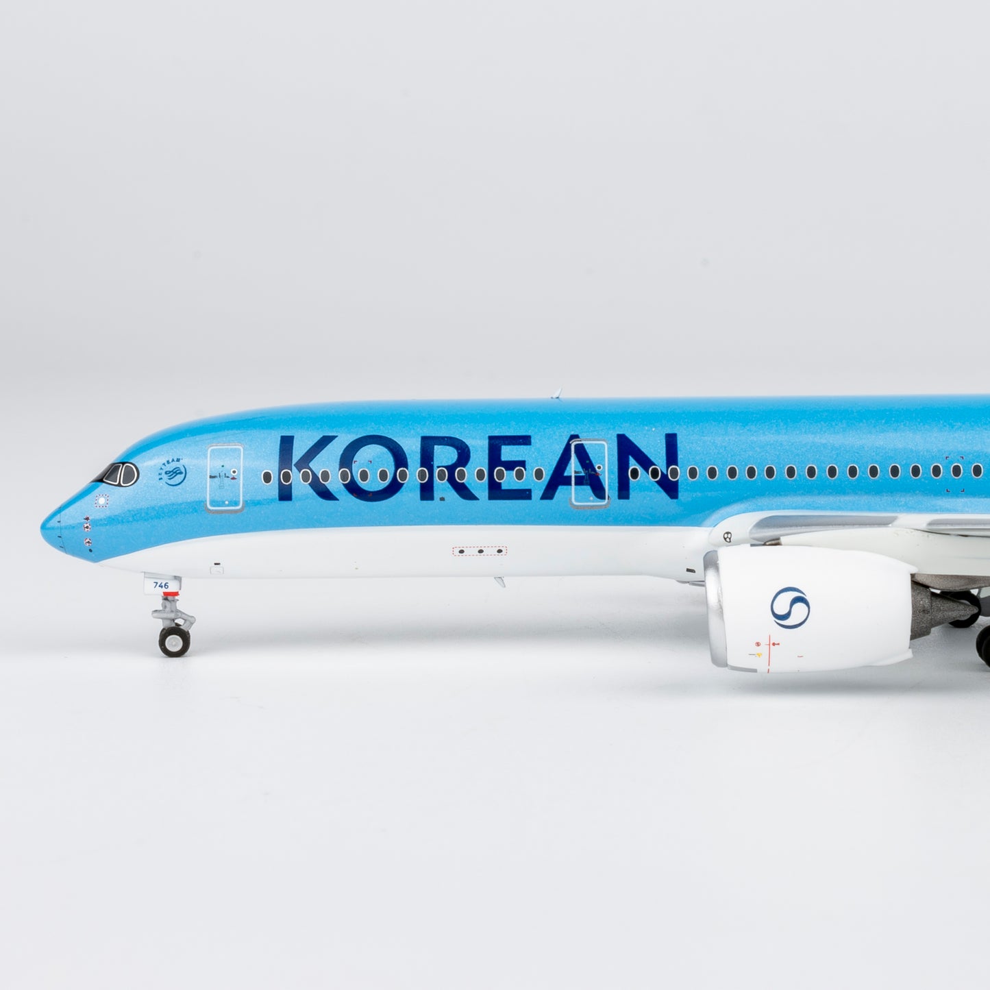 NG ULTIMATE 1:400 Korean Air Airbus A350-900 HL8746 39127