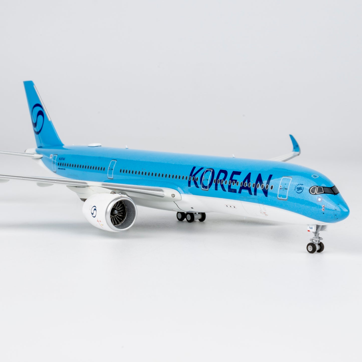 NG ULTIMATE 1:400 Korean Air Airbus A350-900 HL8746 39127