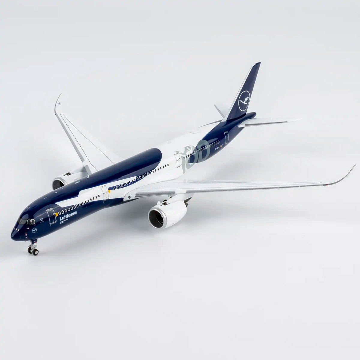 NG Models 1:400 Lufthansa Airbus A350-900 D-AIXL "100 Years" 39131