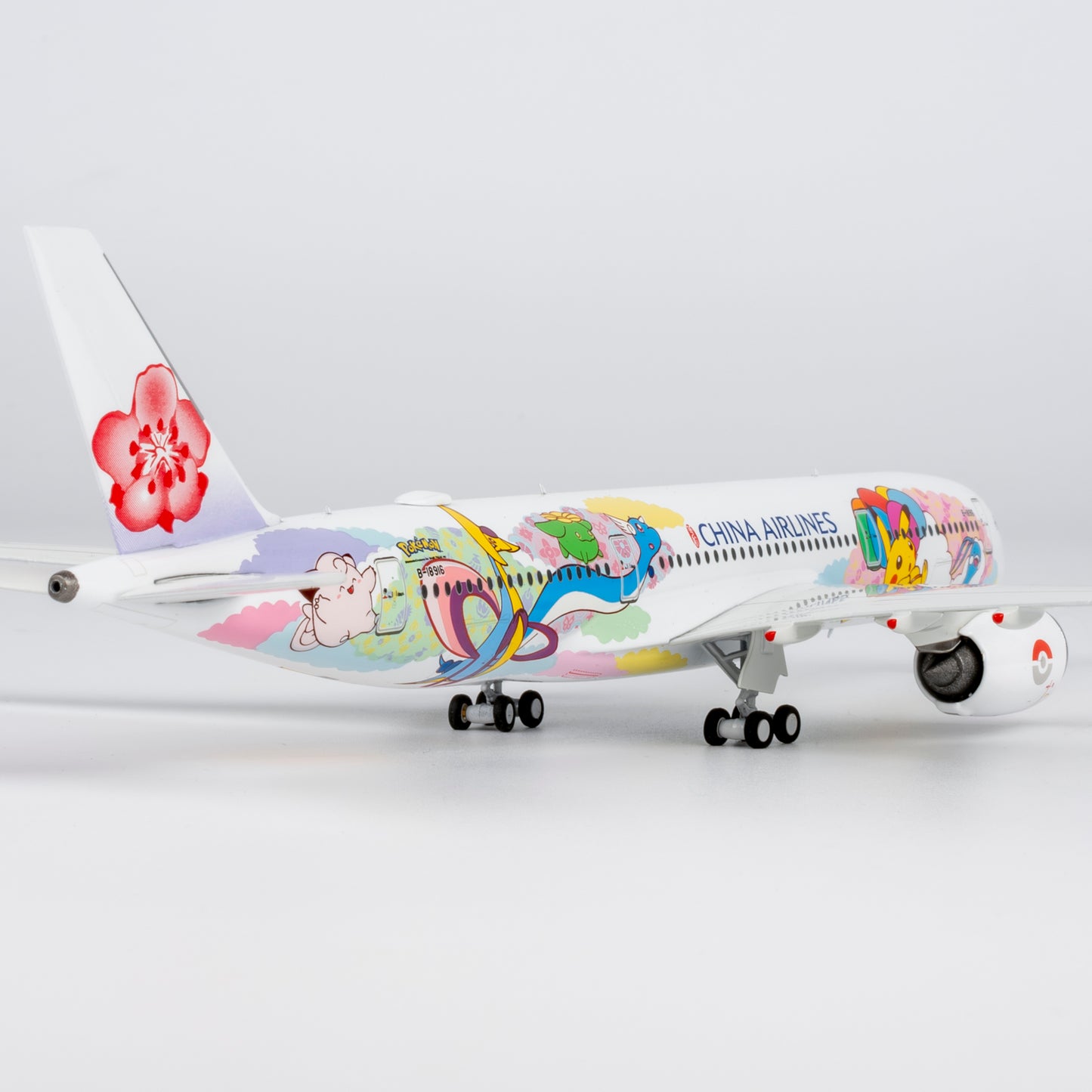 NG ULTIMATE 1:400 China Airlines Airbus A350-900 B-18916 "Pikachu Jet" 39133