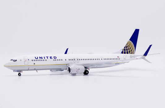 JC Wings 1:200 United Airlines Boeing 737-900ER N37437 XX20619