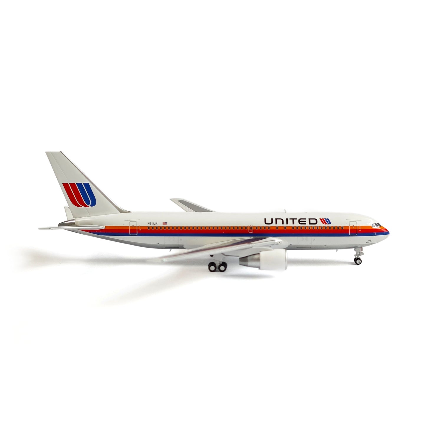 Pre-Order V1:400 United Airlines Boeing 767-200ER N611UA 400007