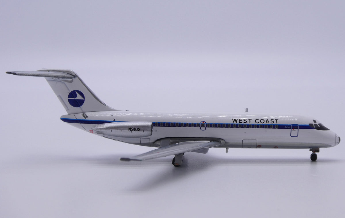 Pre-Order V1:400 West Coast Airlines McDonnell Douglas DC-9-14 N9102 400014