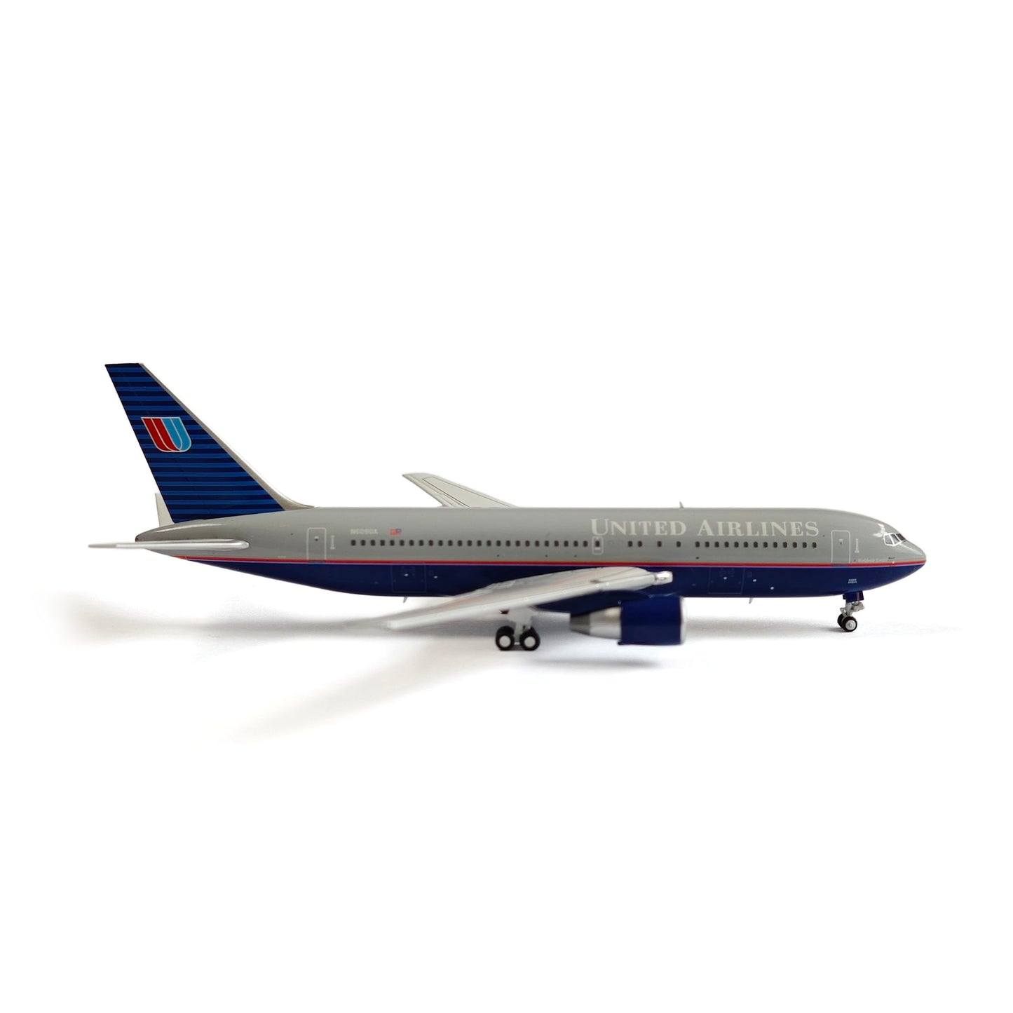 Pre-Order V1:400 United Airlines Boeing 767-200ER N609UA 400020