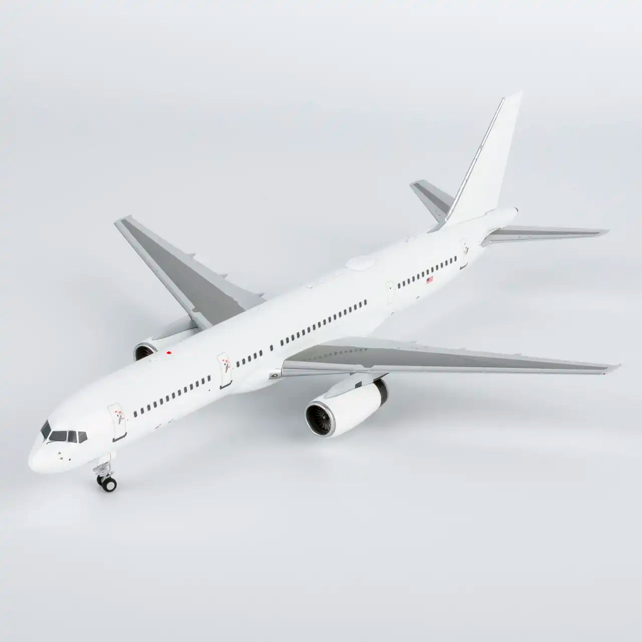 NG Models 1:200 USAF Boeing C-32B 02-4452 42045