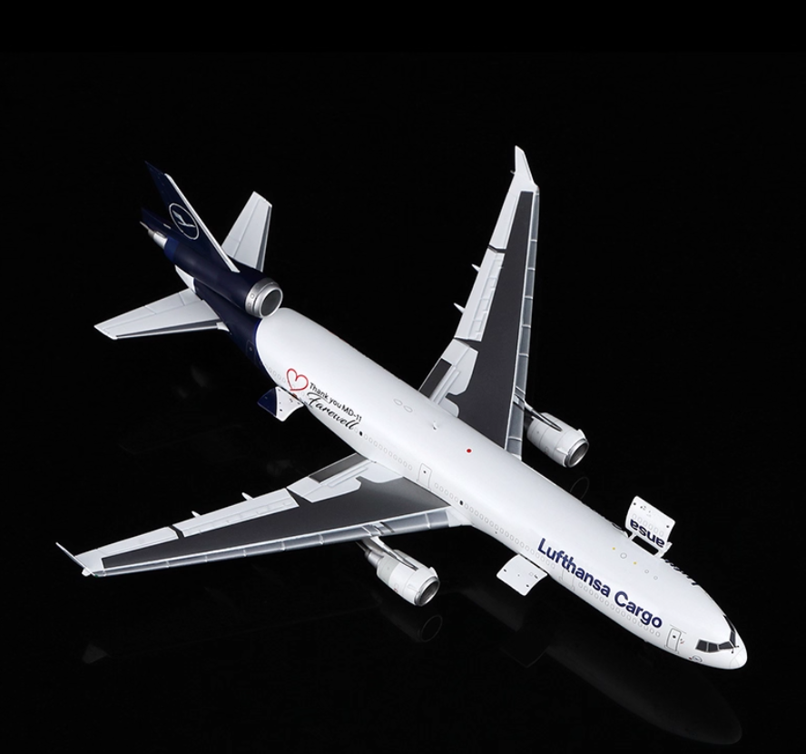 YY Wings 1:400 Lufhansa Cargo McDonnell Douglas MD-11F D-ALCC "Farewell"