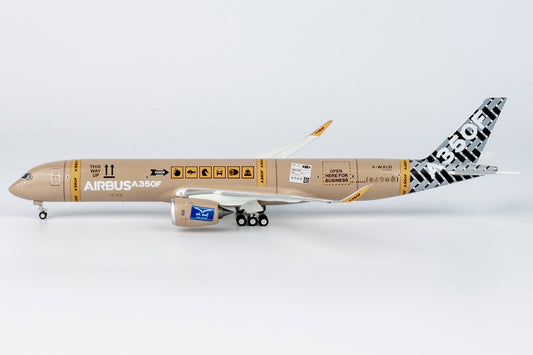 NG Models 1:400 Airbus A350F F-WXLD "prototype colors" 46001