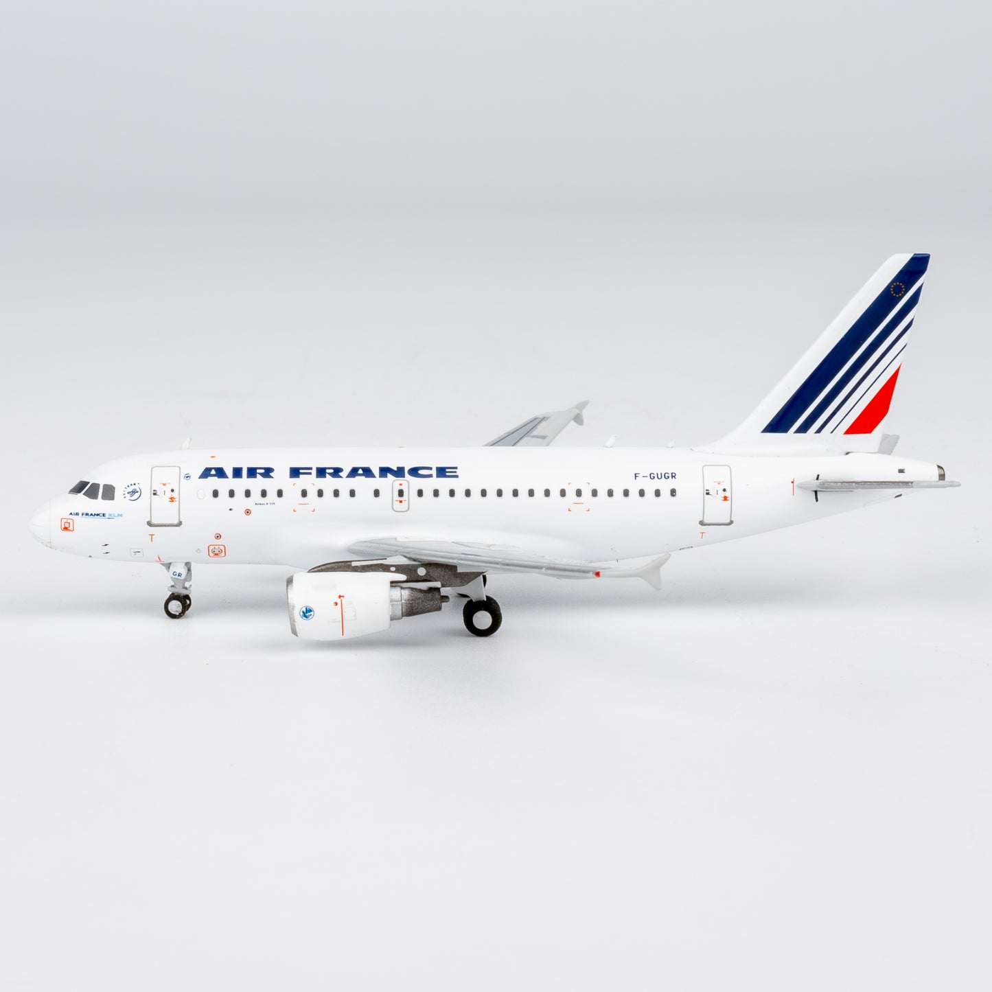 NG Models 1:400 Air France Airbus A318 F-GUGR 48025