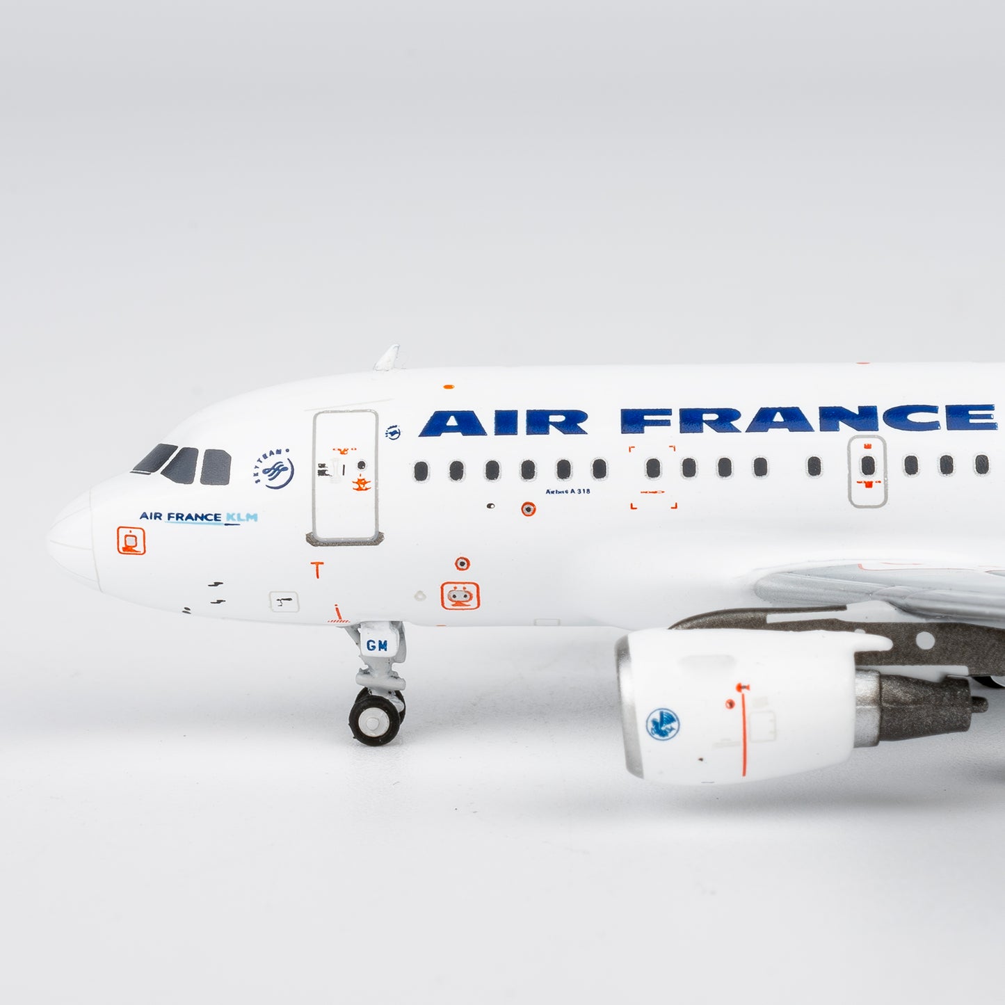 NG Models 1:400 Air France Airbus A318 F-GUGM 48026