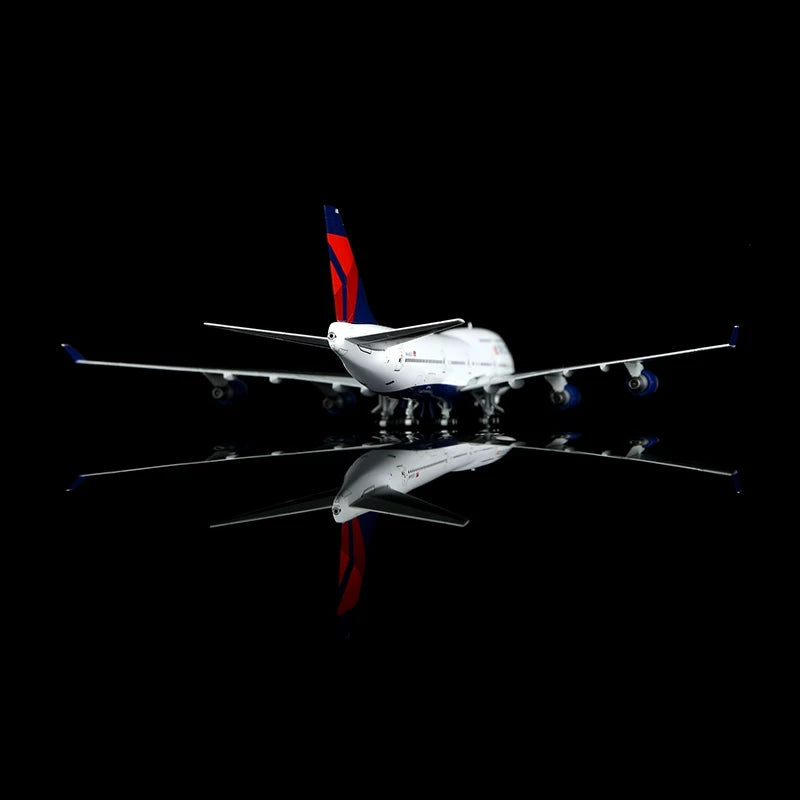 HX Models 1:400 Delta Air Lines Boeing 747-400 N665US B616601