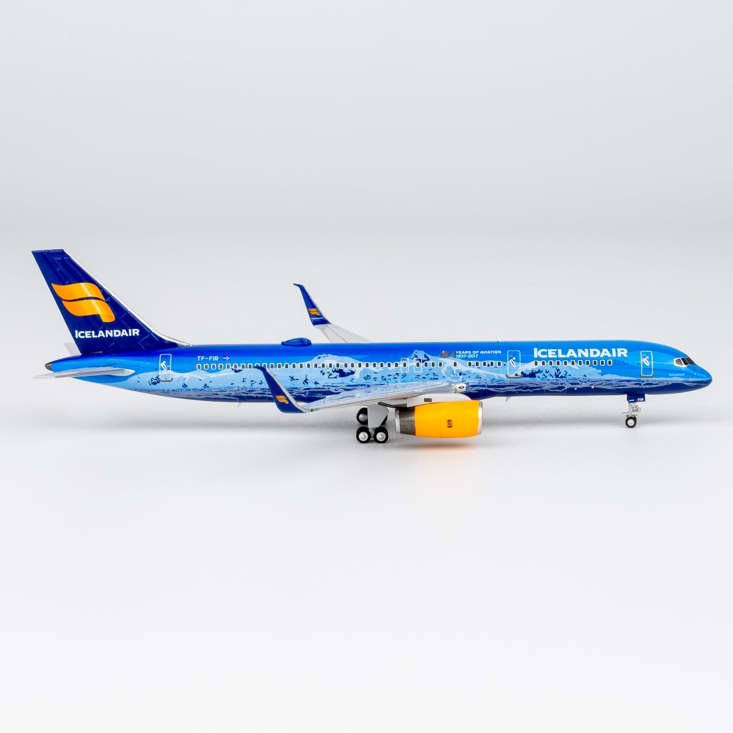 NG ULTIMATE 1:400 Icelandair Boeing 757-200 TF-FIR "Vatnajökull" 53212