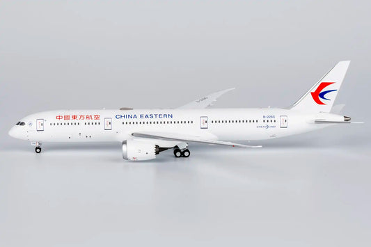NG Models 1:400 China Eastern Airlines Boeing 787-9 B-226Q 55137