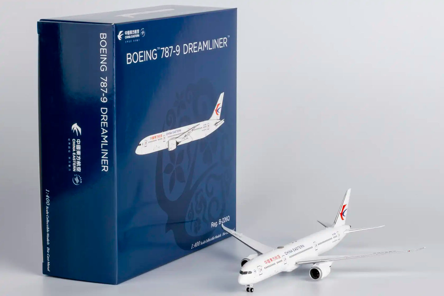 NG Models 1:400 China Eastern Airlines Boeing 787-9 B-226Q 55137