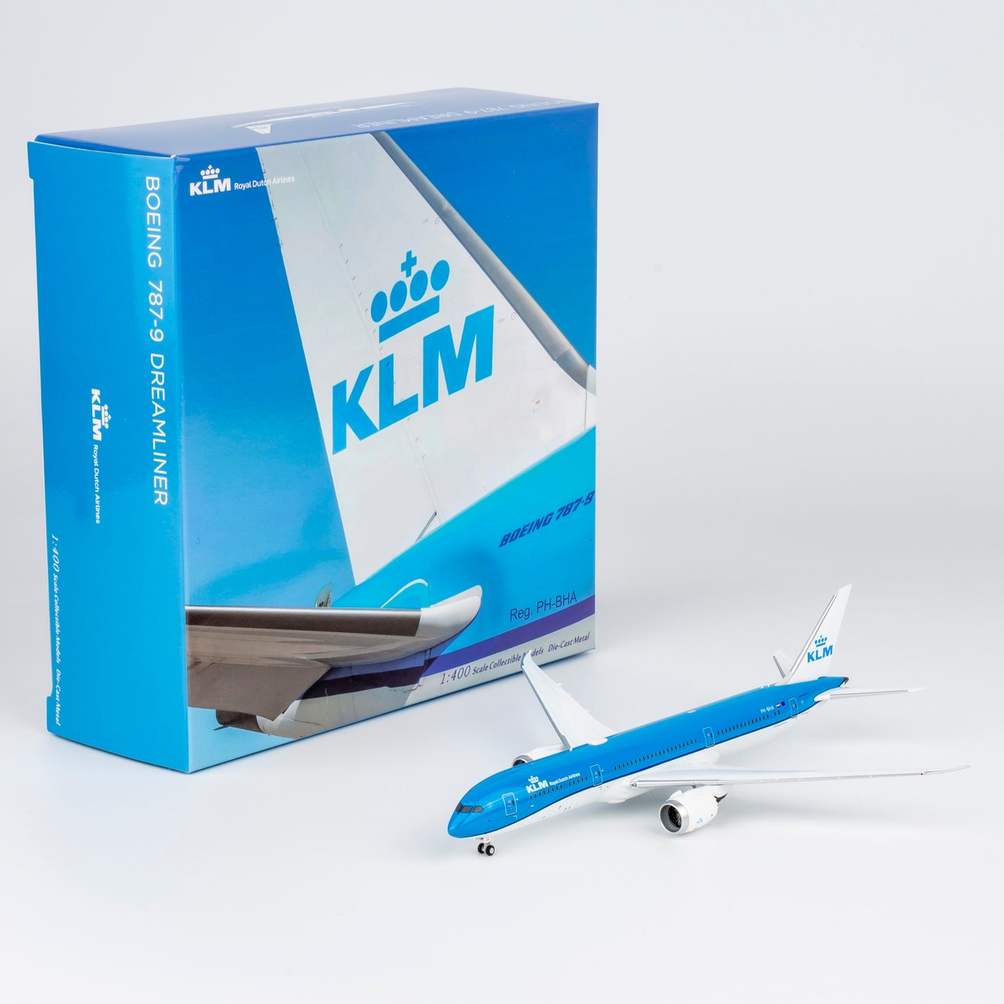 NG Models 1:400 KLM Boeing 787-9 PH-BHA "Carnation/Anjer" 55148
