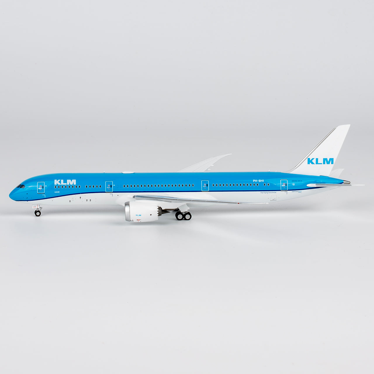 NG Models 1:400 KLM Royal Dutch Airlines Boeing 787-9 PH-BHI "Without Crown" 55150