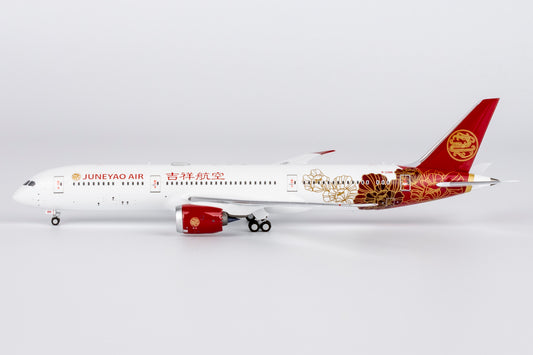 NG Models 1:400 Juneyao Airlines Boeing 787-9 "Blossoming China" B-226N 55152