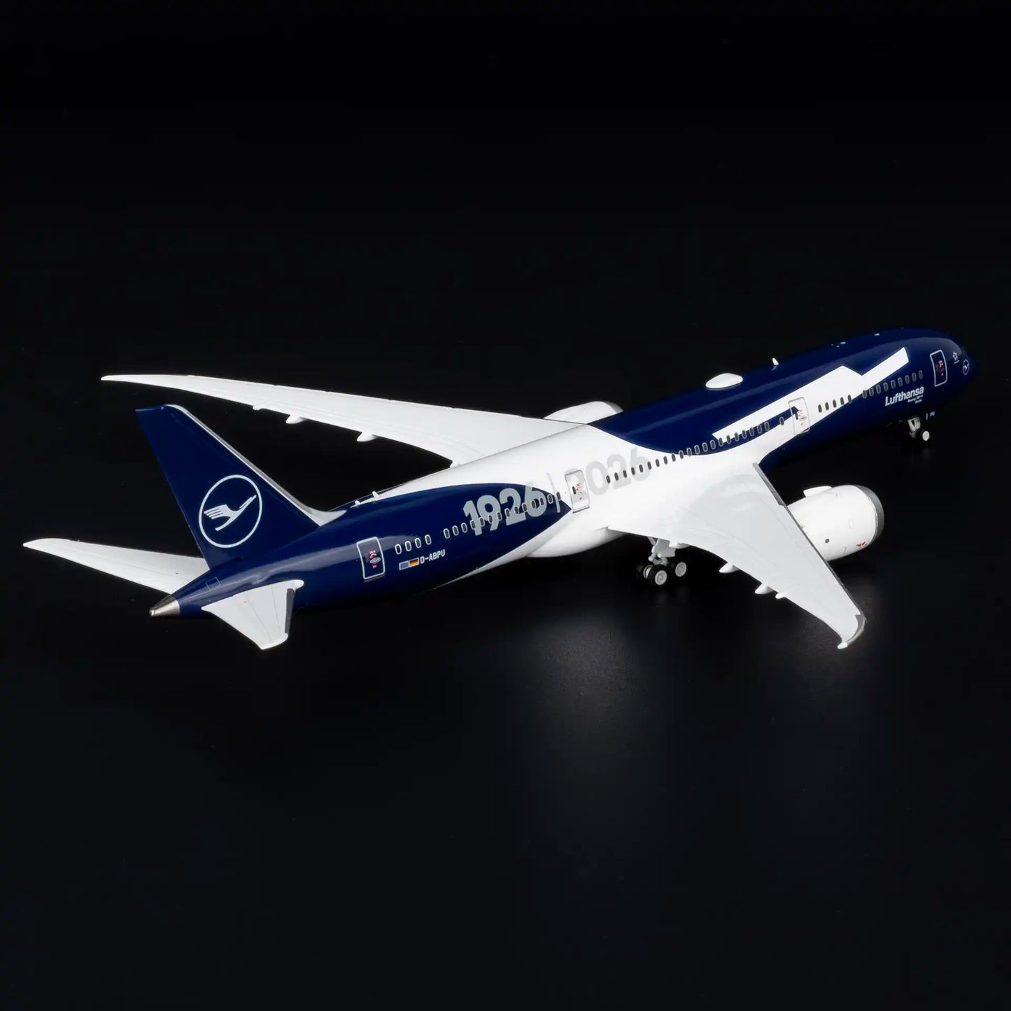 NG Models 1:400 Lufthansa Boeing 787-9 D-ABPU "100th Anniversary" 55153