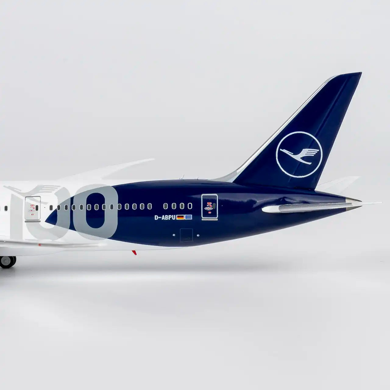 NG Models 1:400 Lufthansa Boeing 787-9 D-ABPU "100th Anniversary" 55153