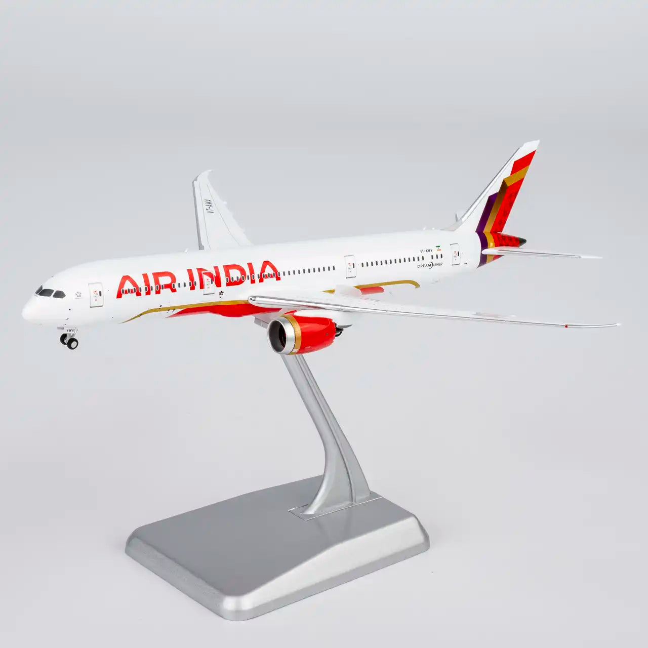Pre-Order NG ULTIMATE 1:400 Air India Boeing 787-9 VT-AWA "1st 787-9 for Air India" 55155